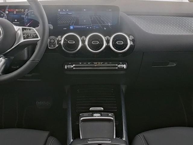 MERCEDES-BENZ B 180 Automatic Progressive Advanced