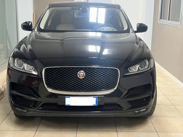 Jaguar F-Pace 2.0 D 180 CV AWD Prestige