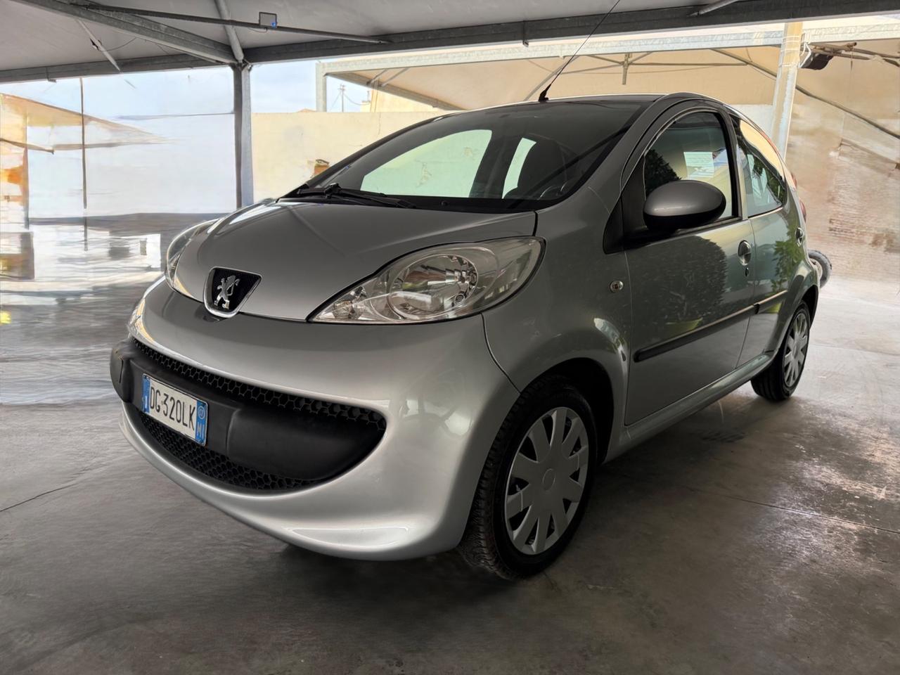 Peugeot 107 1.0 68CV 5p. Plaisir