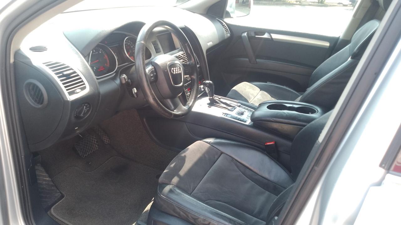Audi Q7 3.0 V6 TDI 233CV quattro tiptronic 2008 s line