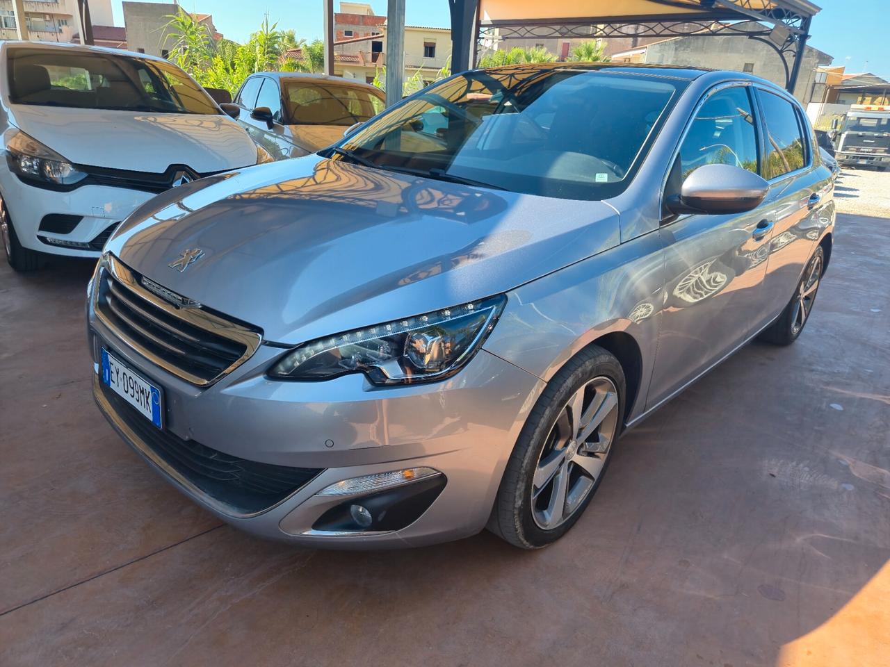 Peugeot 308 BlueHDi 150 S&S Business
