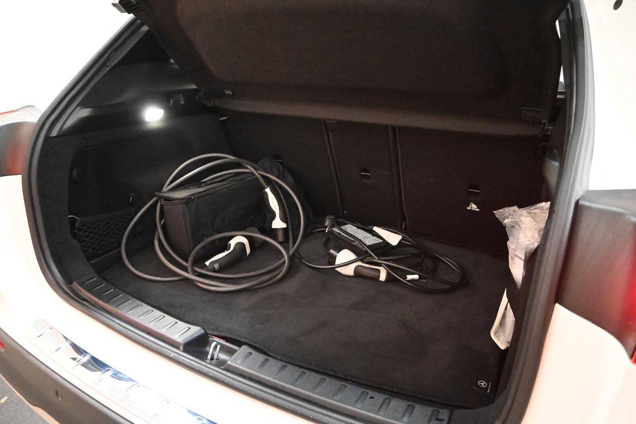 MERCEDES GLA (H247) GLA 250 e EQ-Power...
