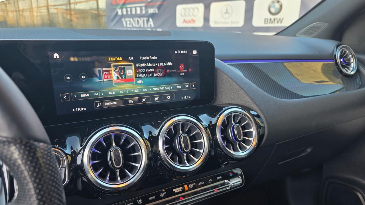 Mercedes-benz B 180 Premium AMG Luci Navi