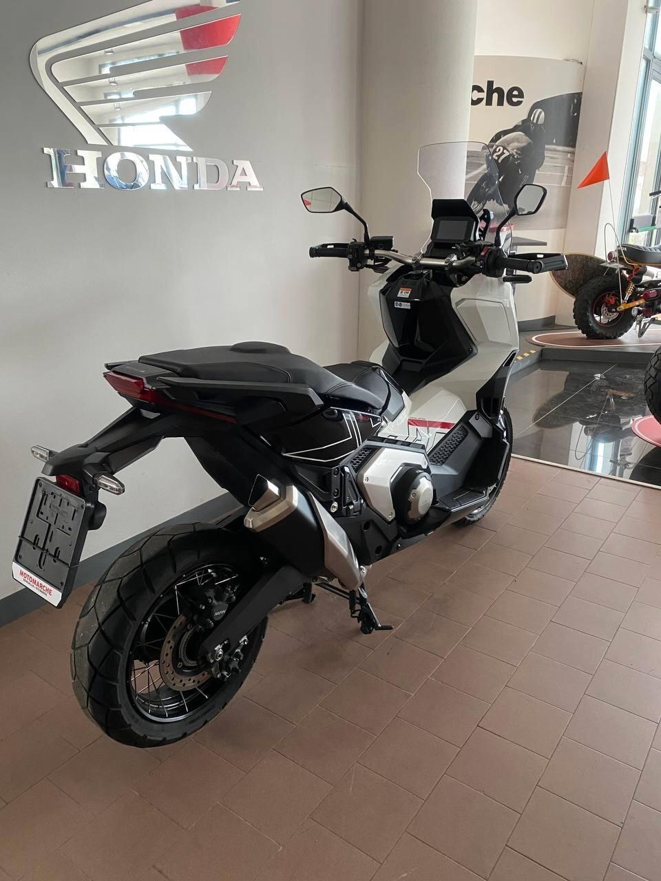 Honda X-ADV 750