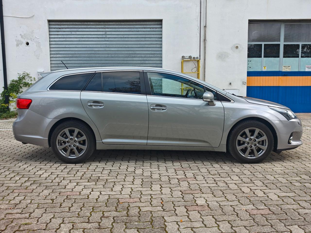 Toyota Avensis 2.0 D-4D Wagon