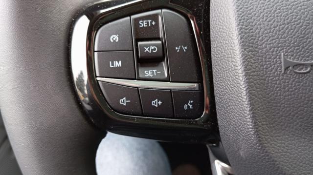 FORD Tourneo Custom *PROMO* 320 2.0 EcoBlue 136CV PL Titanium