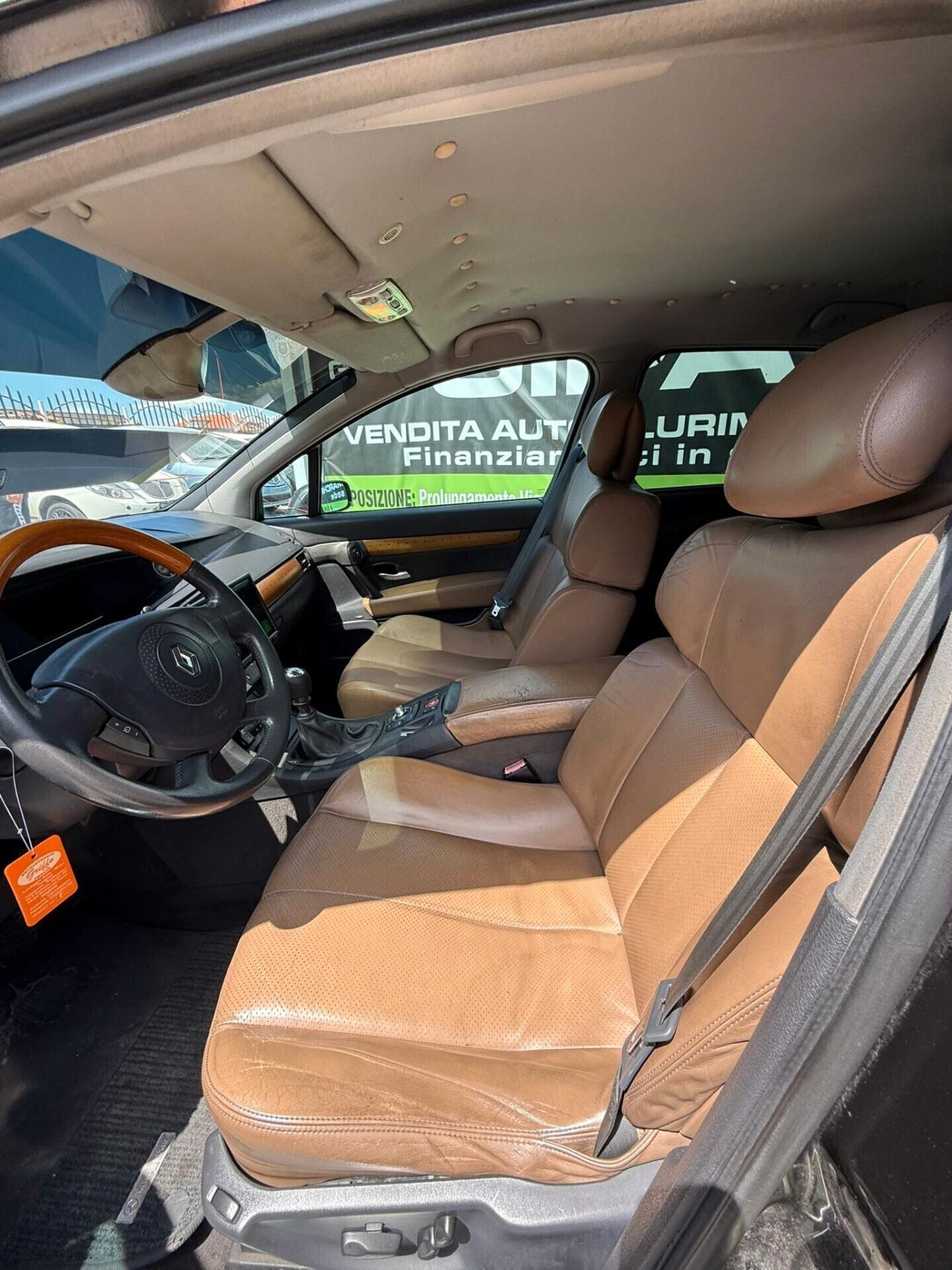 Renault Vel Satis 2.2 16V dCi 140CV Initiale