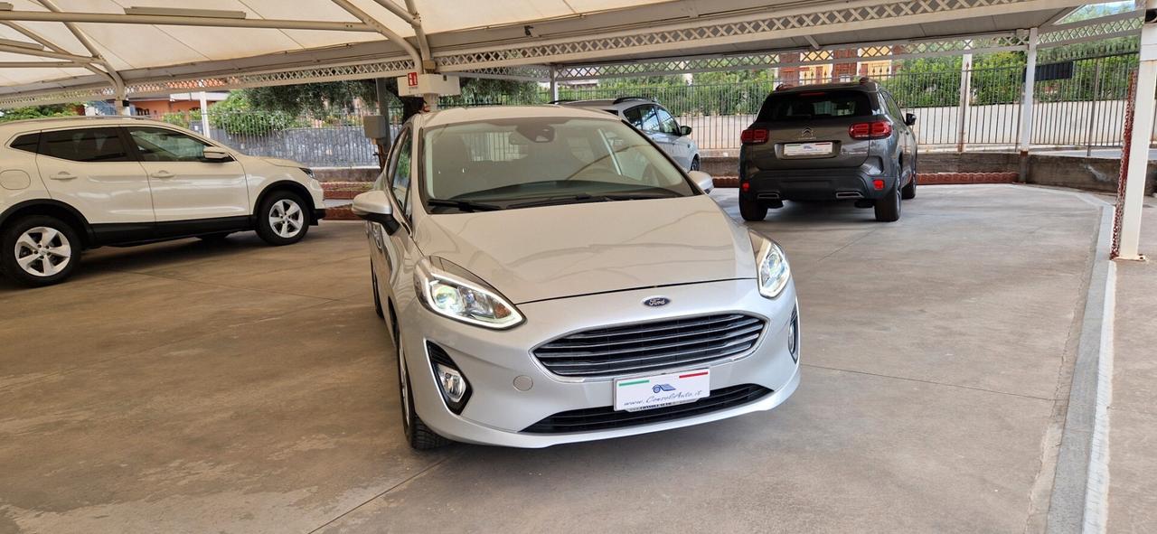 Ford Fiesta 1.1 75cv GPL Titanium ** Navi - Led - Park Assist **