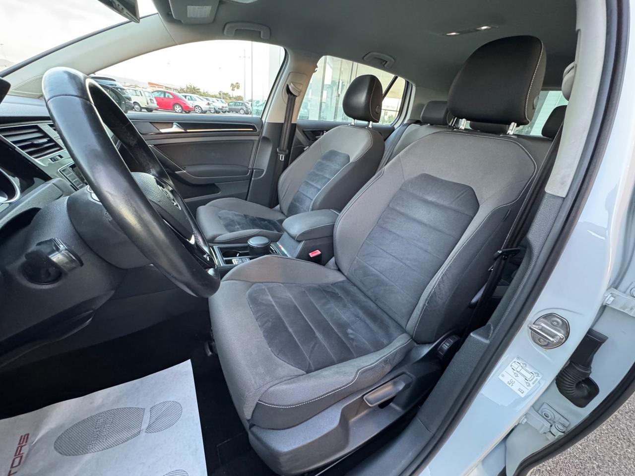 Volkswagen Golf Business 1.6 TDI DSG 5p. Highline