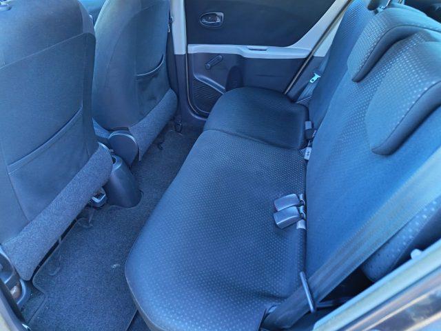 TOYOTA Yaris 1.3 5 porte Sol