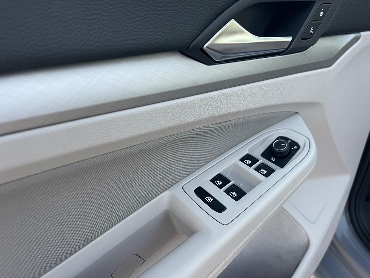 VOLKSWAGEN GOLF VIII 2.0 TDI DSG STYLE FULL MY21