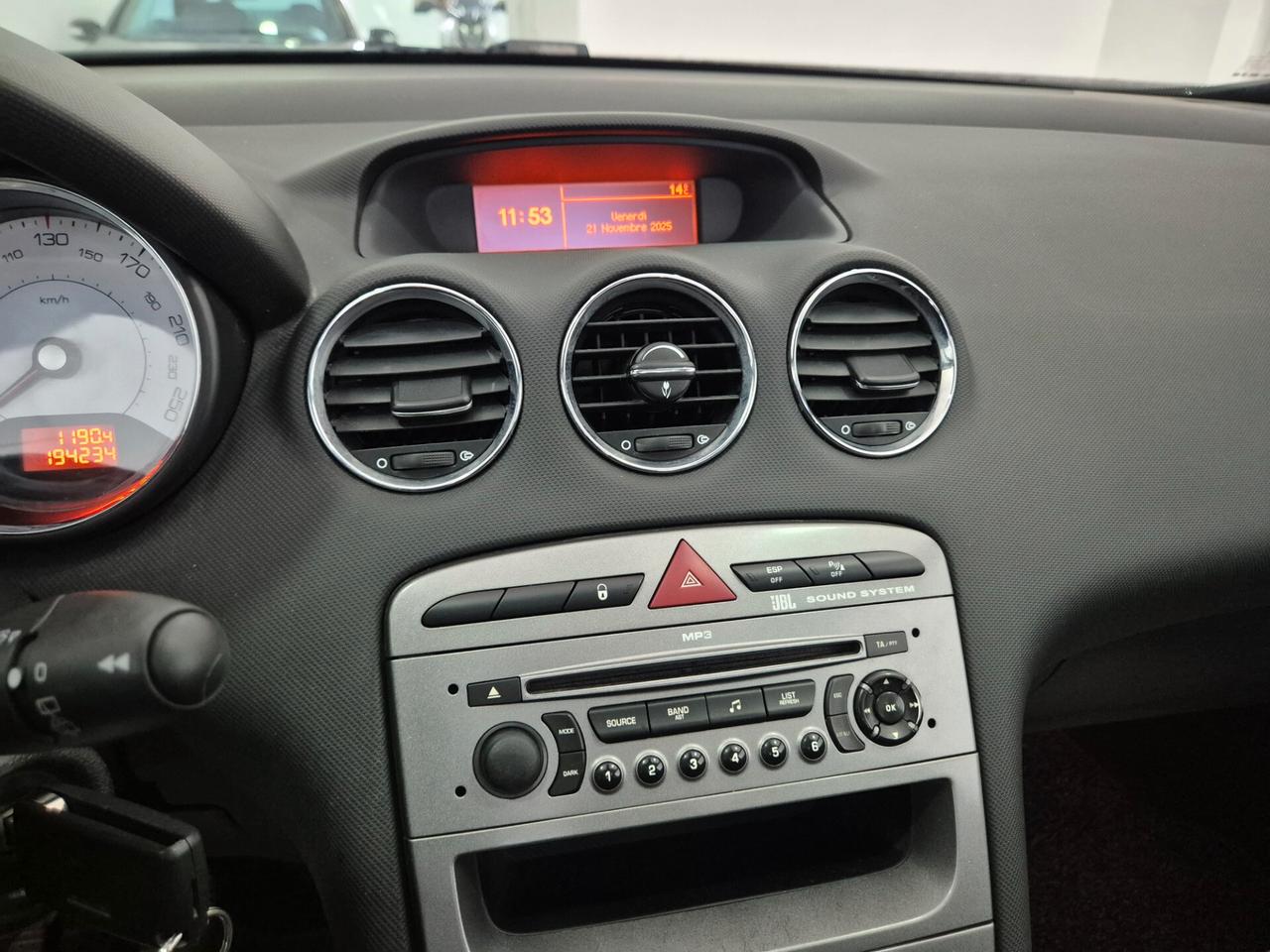 Peugeot 308 1.6 HDi 110CV SW Ciel Féline