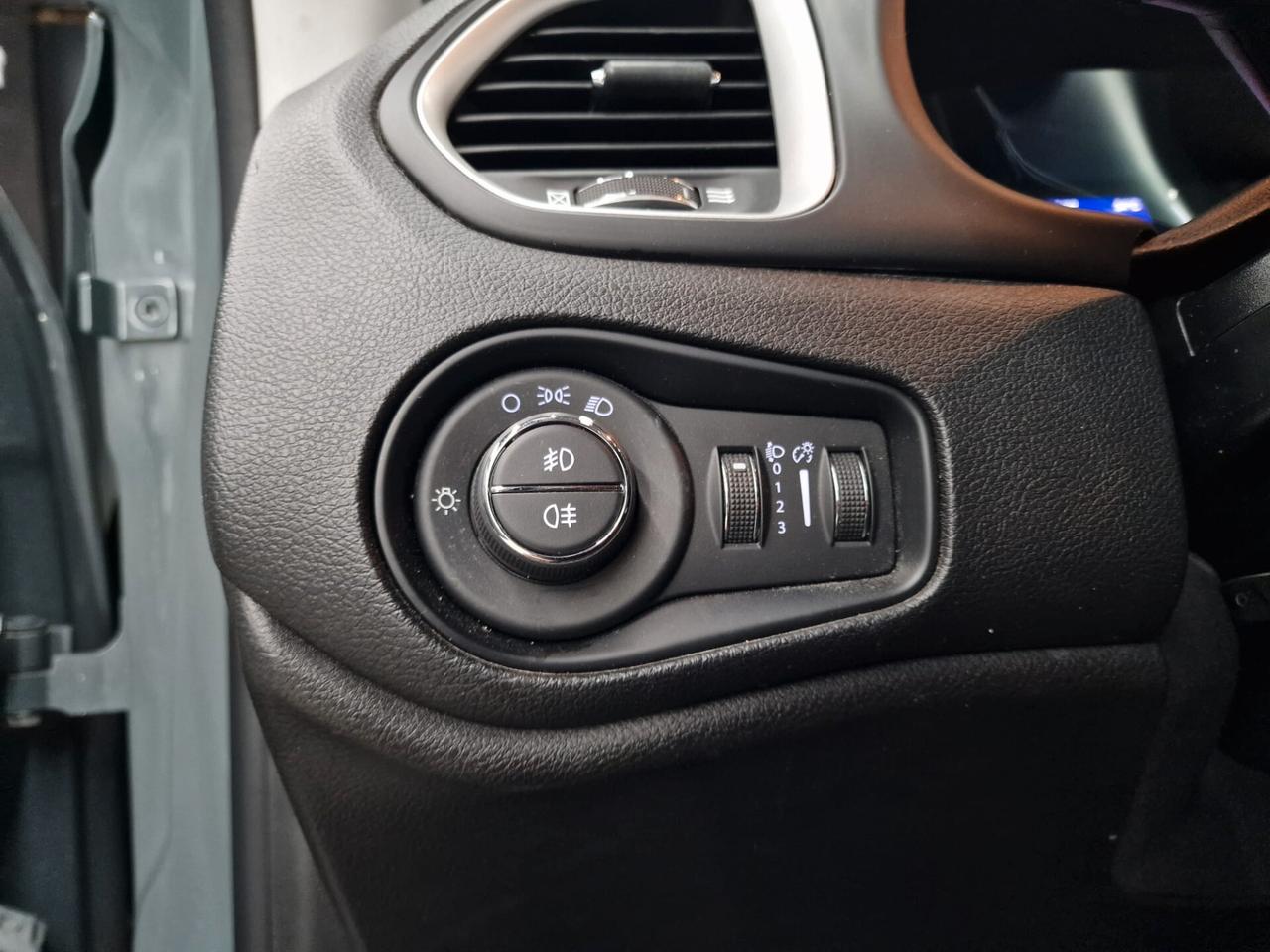 Jeep Renegade 1.6 Mjt 105 CV Business