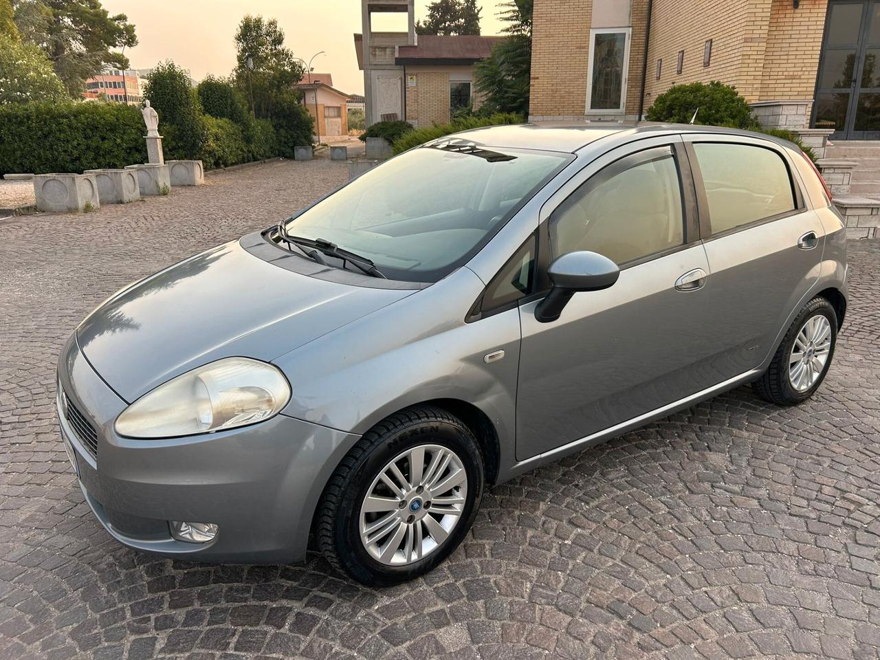 Fiat Grande Punto 1.3 MJT 75 CV 5 porte Dynamic