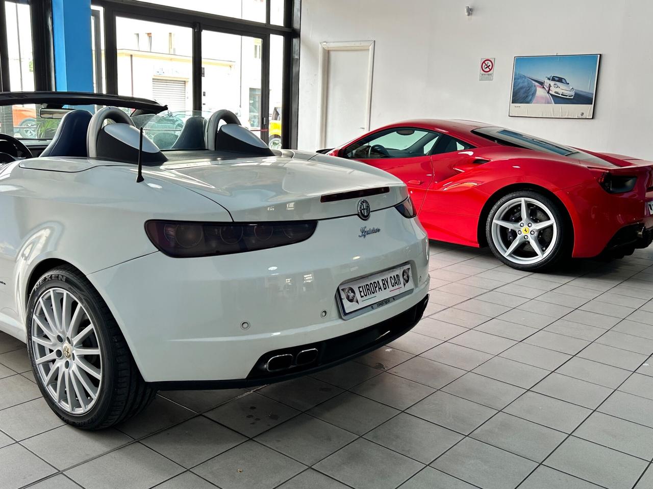 Alfa Romeo Spider 2.4 JTDm 200CV Q-Tronic