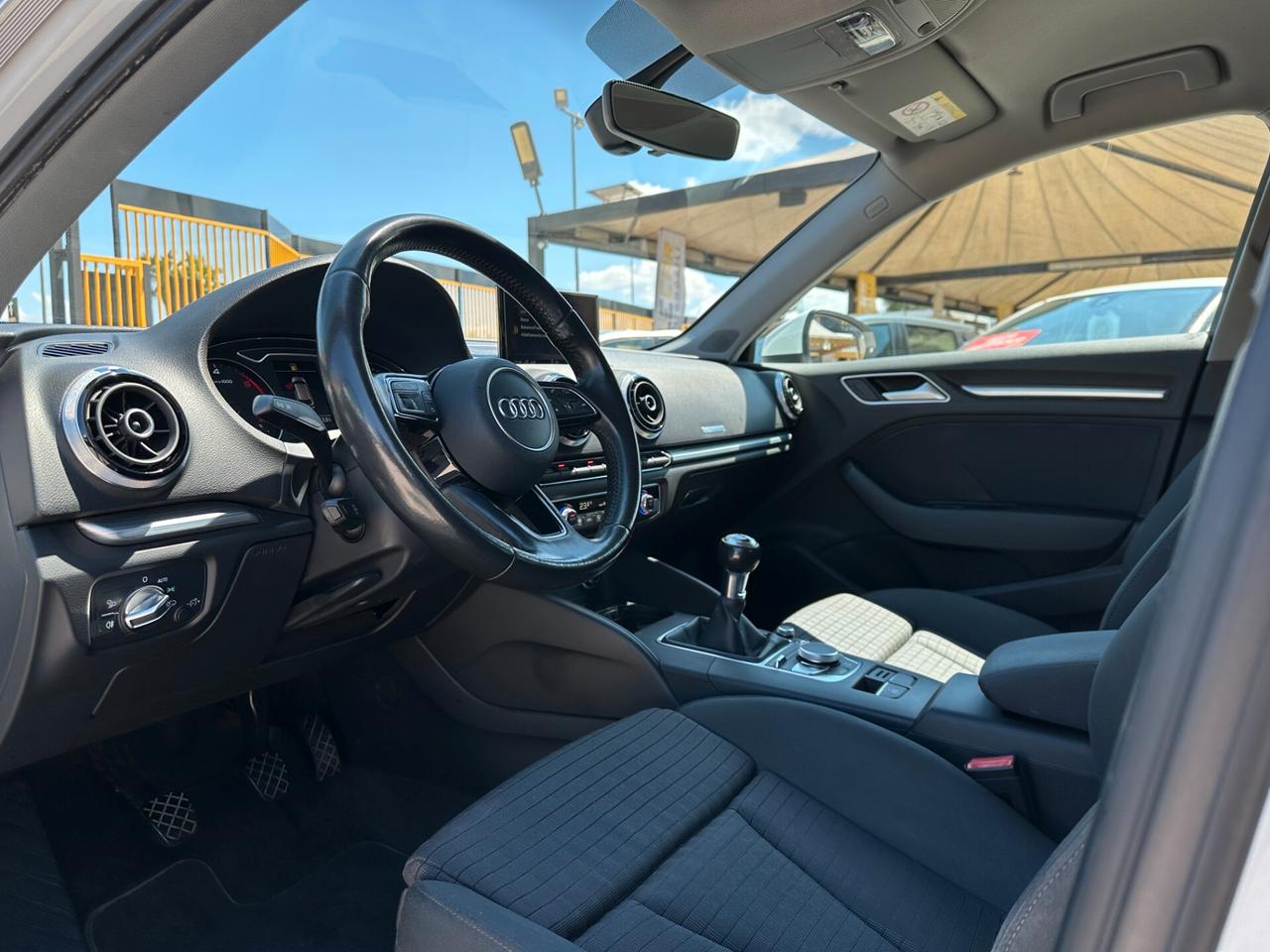 AUDI A3 Sportback 1.6 TDI 110 CV Design