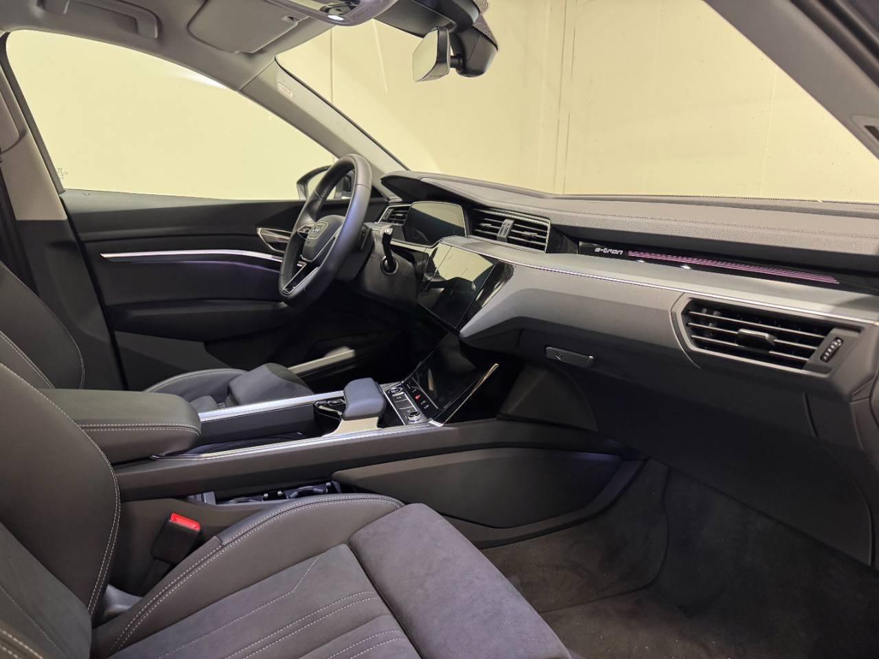 AUDI Q8 E-TRON 55 QUATTRO S LINE - RENT TO BUY