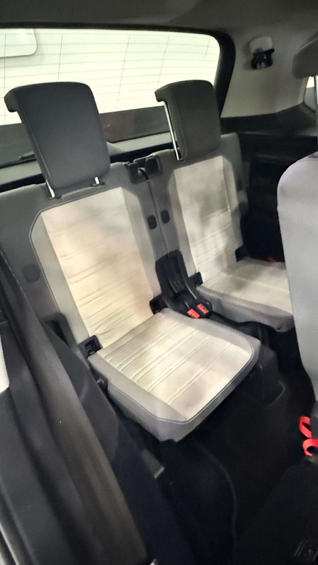Volkswagen Touran 2.0 TDI 150 CV SCR DSG Executive BlueMotion Tech.