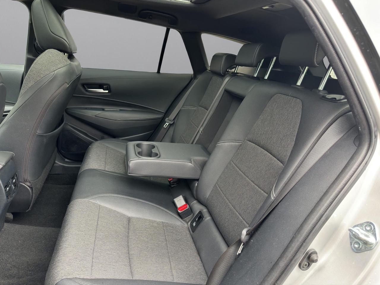 Toyota Corolla Touring Sports 2.0h Style cvt