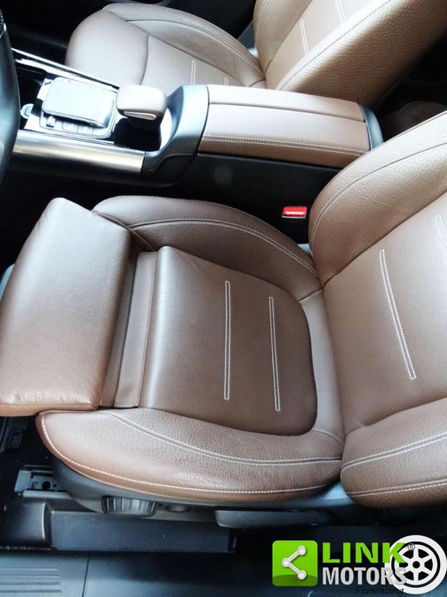 MERCEDES-BENZ GLA 200 d Automatic Premium pacchetto AMG ESTERNO