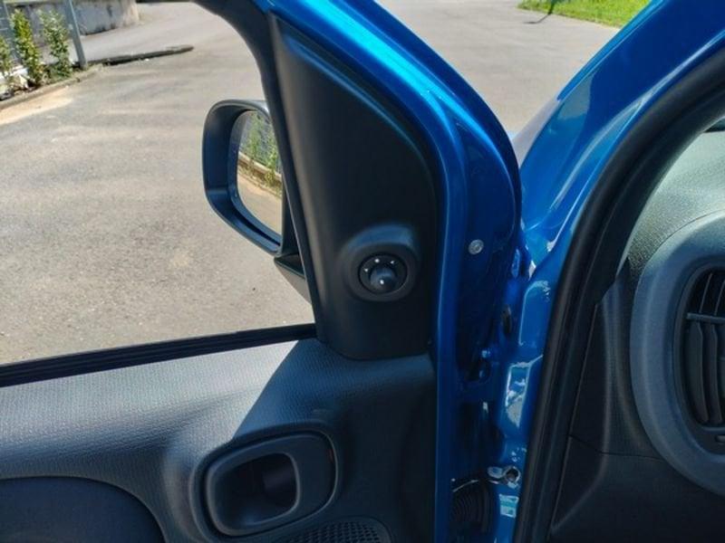 FIAT Pandina 1.0 FireFly 65cv S&S Hybrid Icon 5 posti con comandi al volante!!