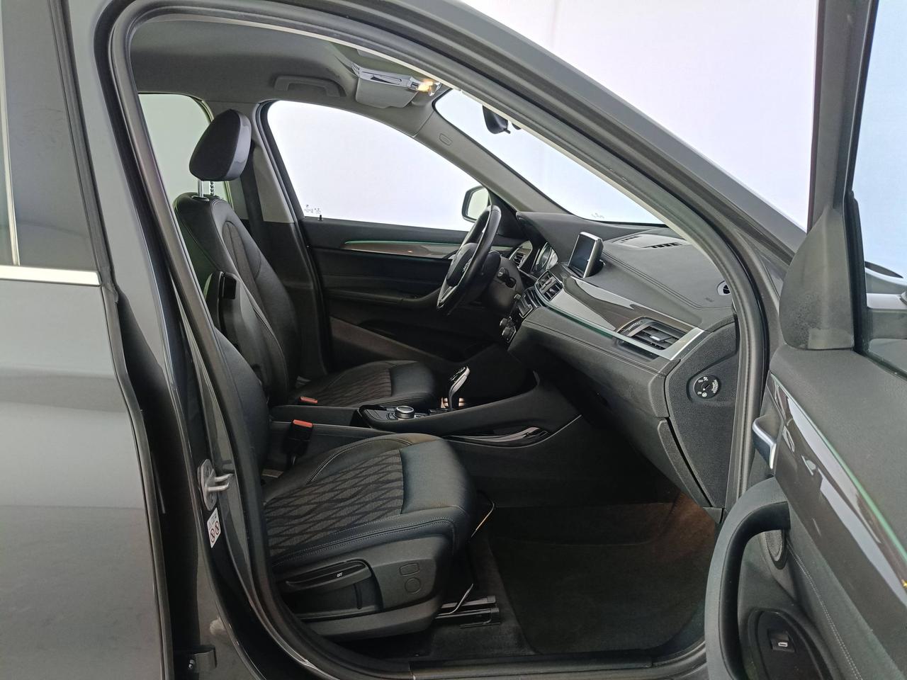 BMW X1 F48 2019 - X1 sdrive18d xLine auto