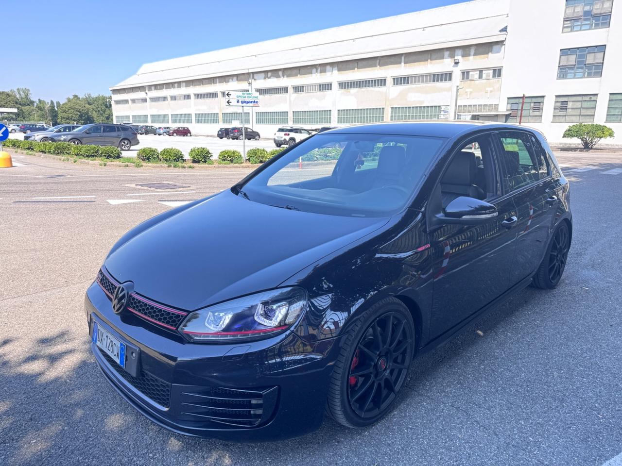 Volkswagen Golf GTI 2.0 TSI DSG 5p. 350cv