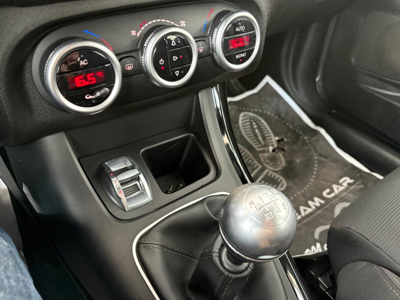 Alfa Romeo Giulietta 1.6 JTDm-2 105 CV Distinctive