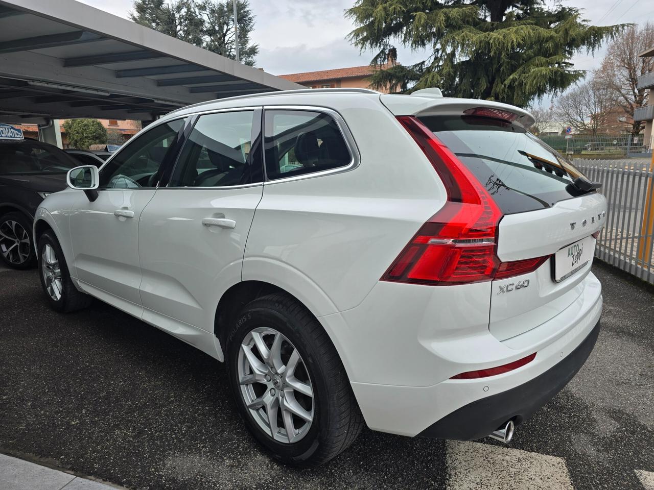 Volvo XC60 2.0 B4 D 197cv AWD AUT. TETTO / SERVICE VOLVO!