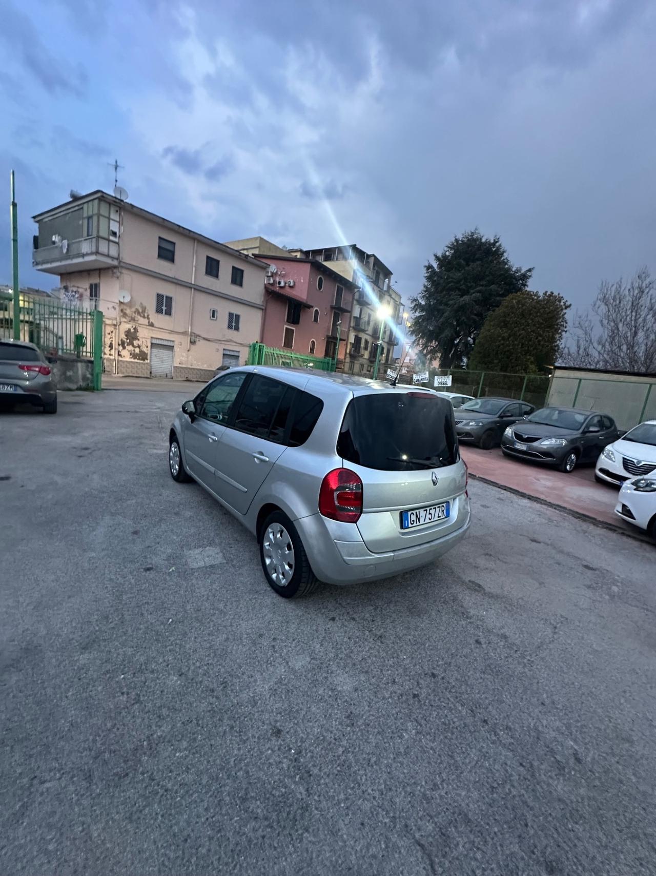 Renault Modus 1.2 16V Dynamique