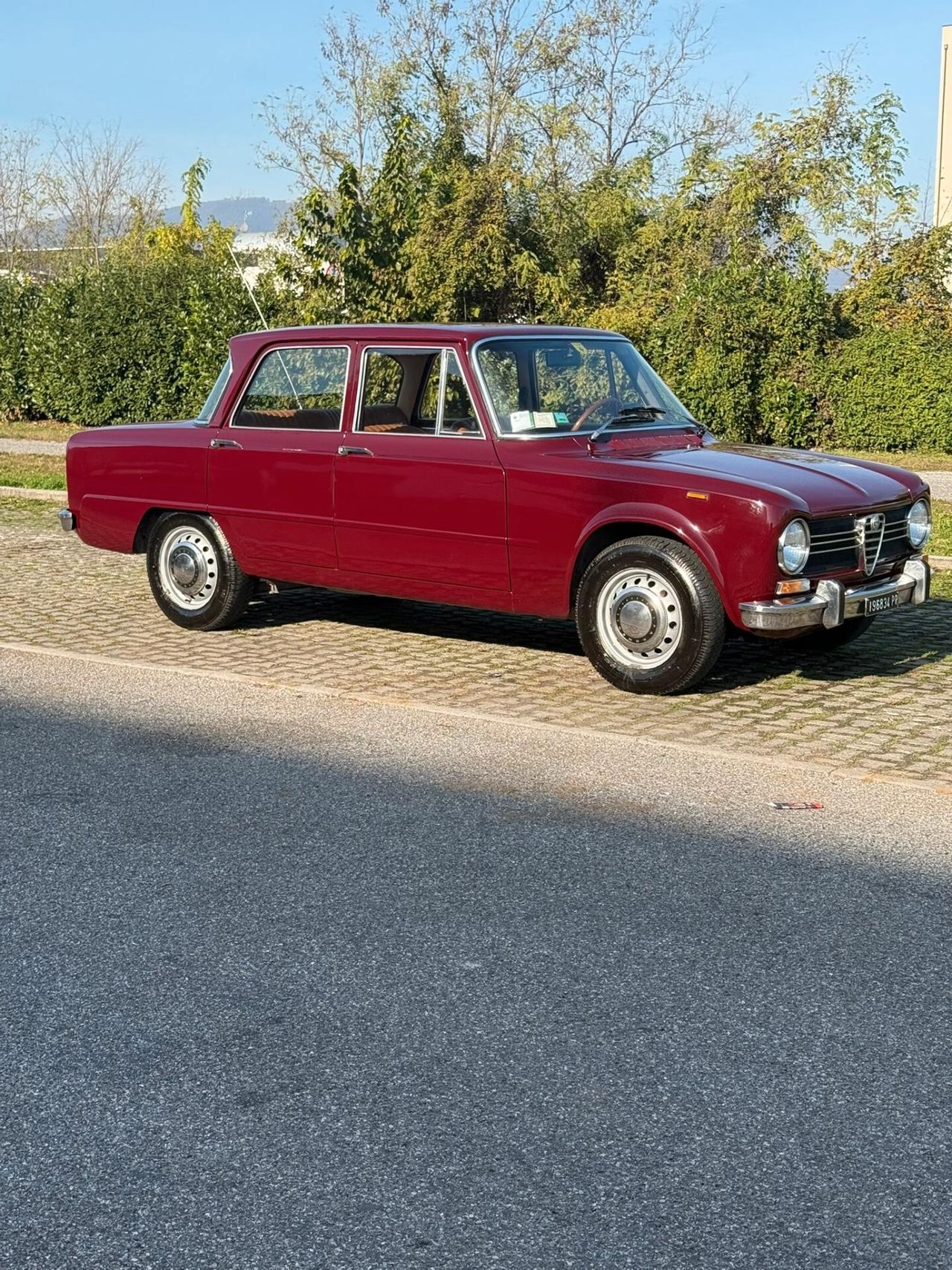 Alfa Romeo Giulia 1300 Super