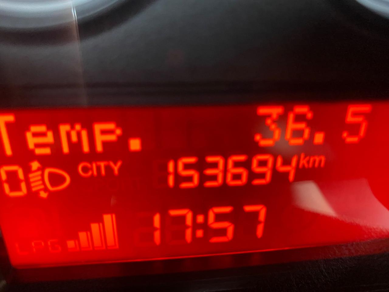 Fiat Punto 1.4 8V 5 porte Easypower Lounge