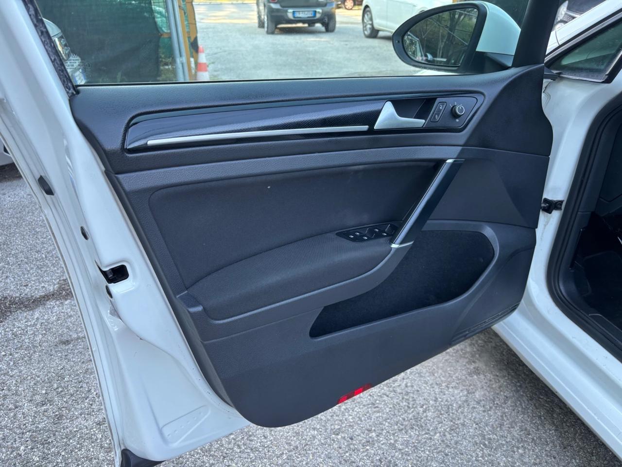 Volkswagen Golf 1.4 TGI 5p. Highline METANO OK NEOPATENTATI