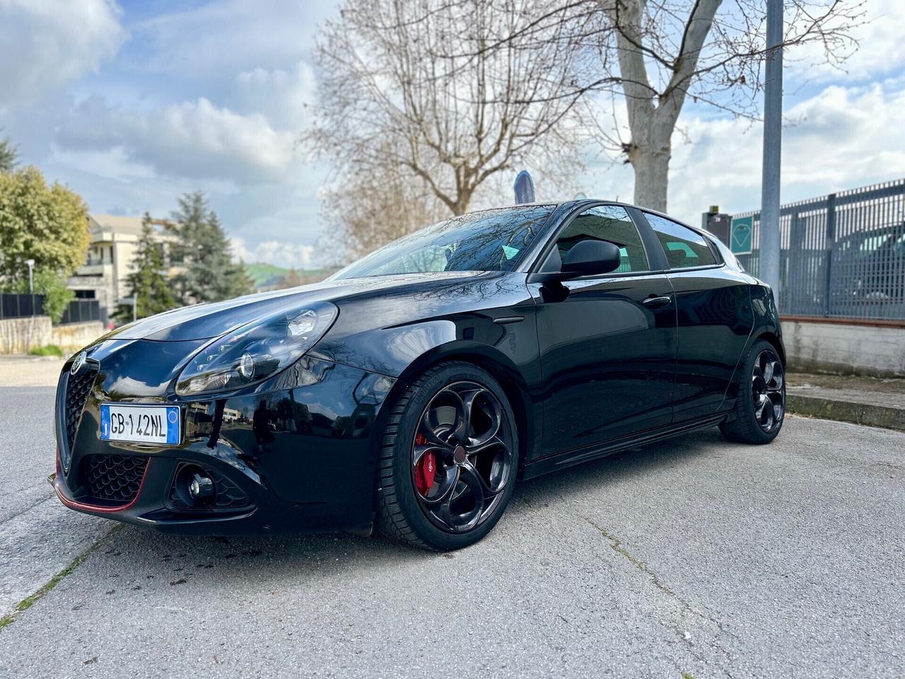 Alfa Romeo Giulietta 1.6 JTDm - CARBON EDITION !!