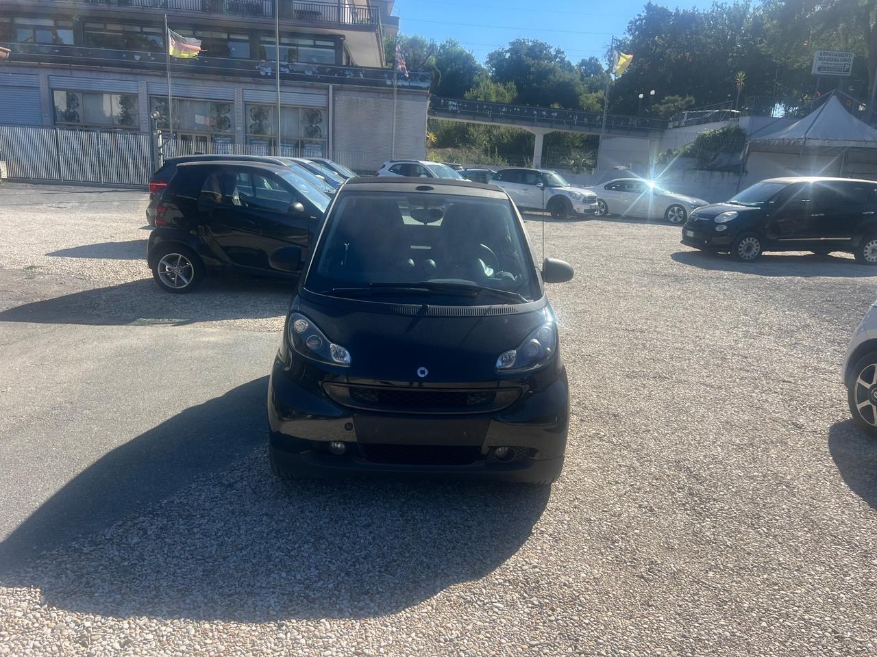 Smart ForTwo 1000 75 kW cabrio BRABUS