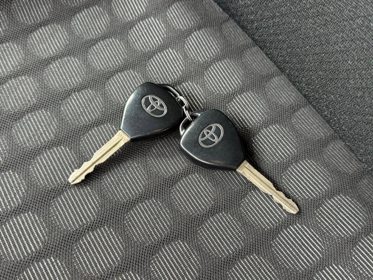 Toyota iQ 1.0 Lounge