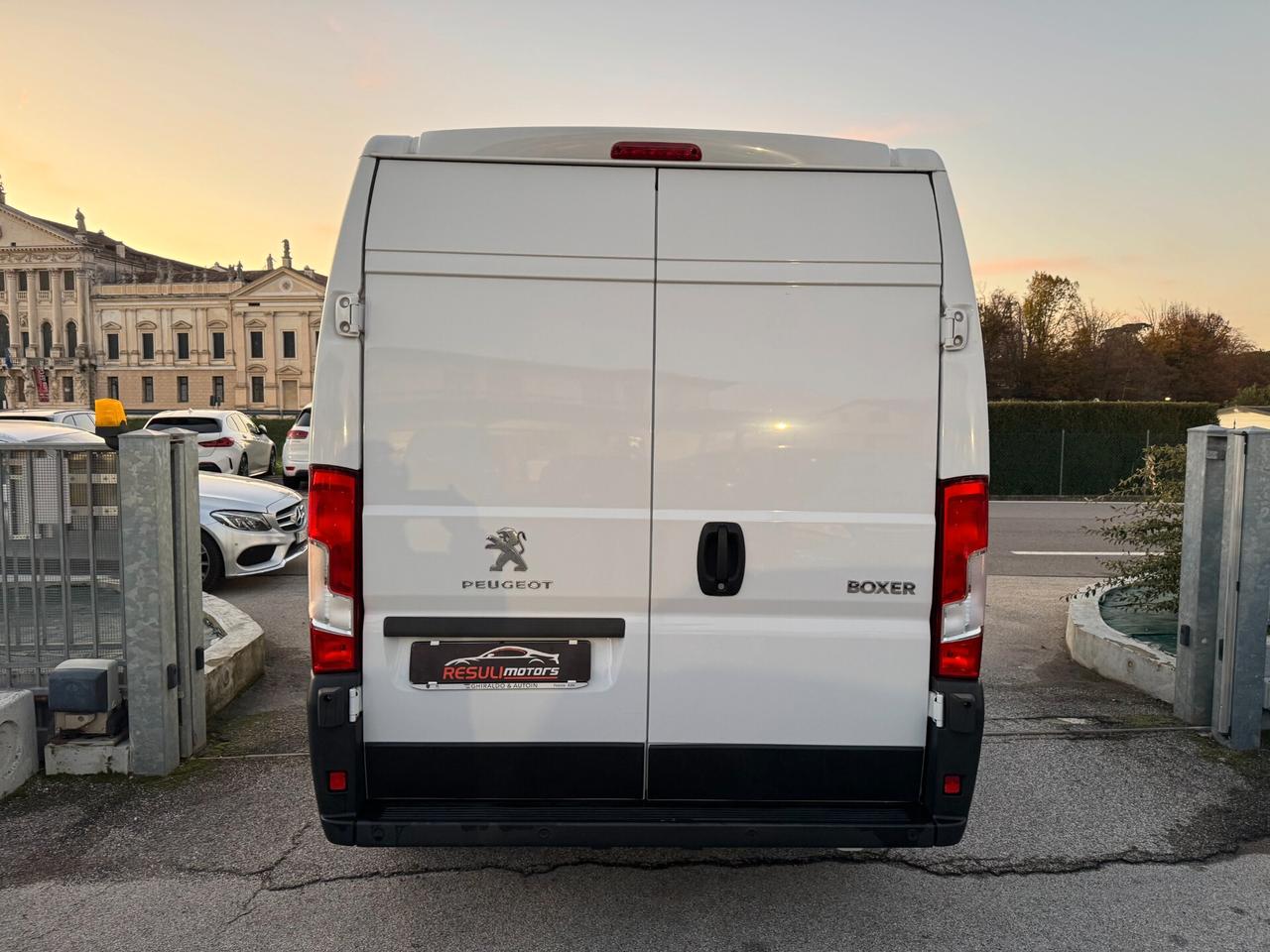 Peugeot Boxer 335 2.2 BlueHDi 140 S&S PM-TM Furgone