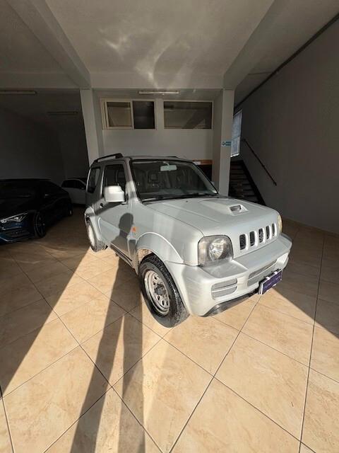 Suzuki Jimny 1.5 DDiS cat 4WD JLX