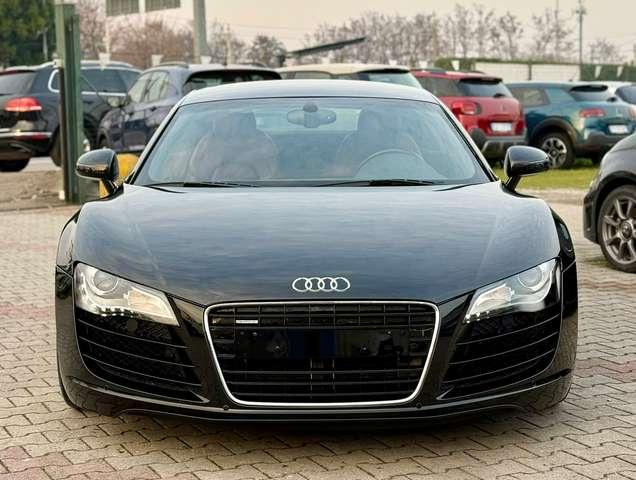 Audi R8 Coupe 4.2 V8 quattro r-tronic SEC