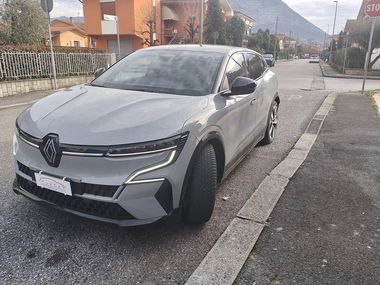 Renault Megane Techno E-TECH EV60 optimum charge