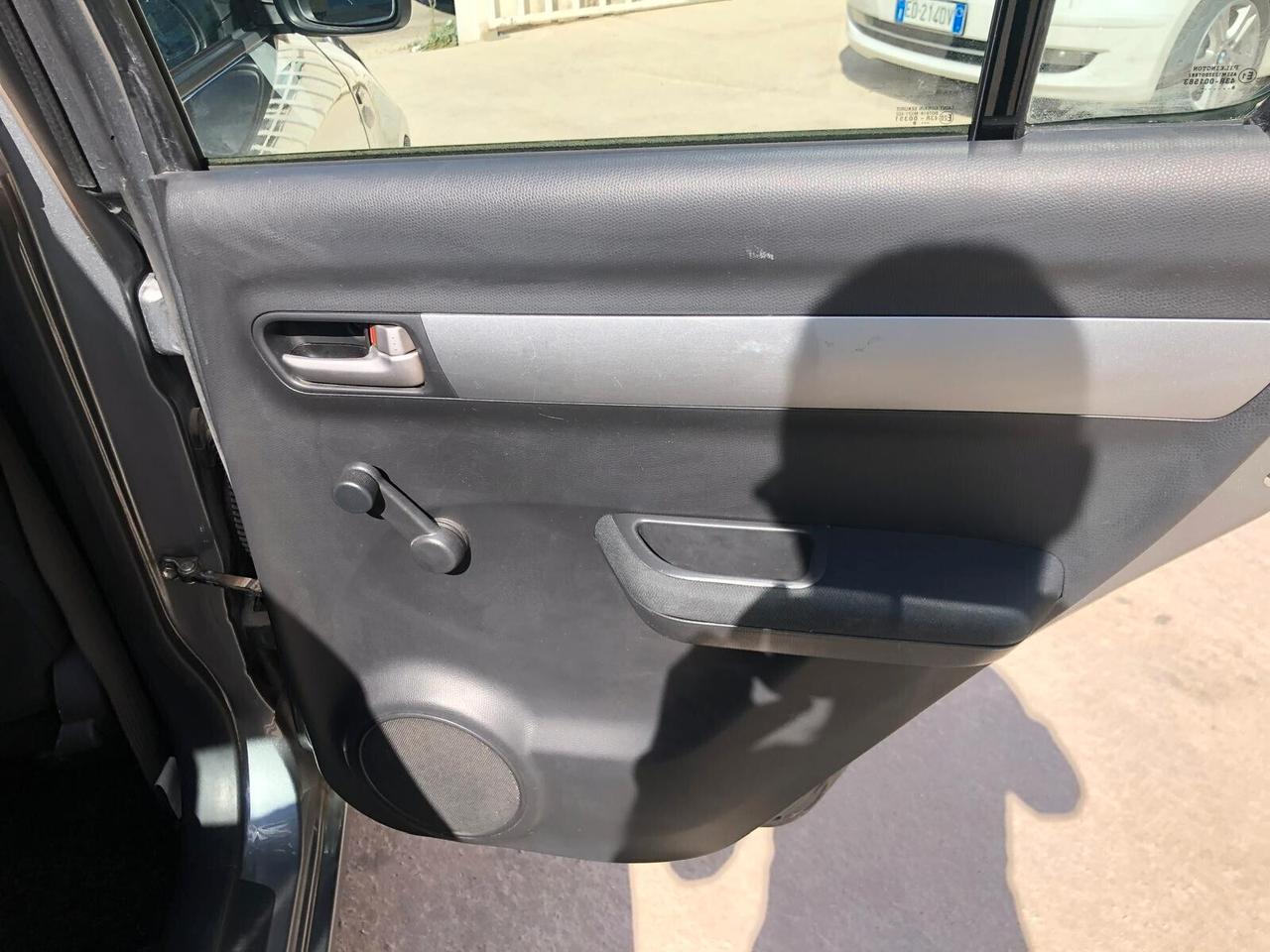 SUZUKI SWIFT 1.3 DDiS 69CV GL