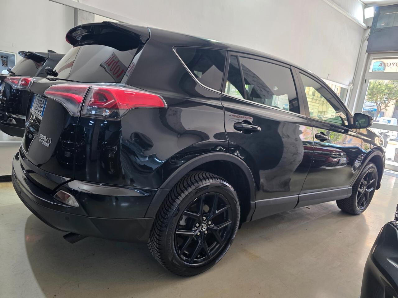 TOYOTA Rav4 2.5 Hybrid 155cv 2WD LOUNGE 2018