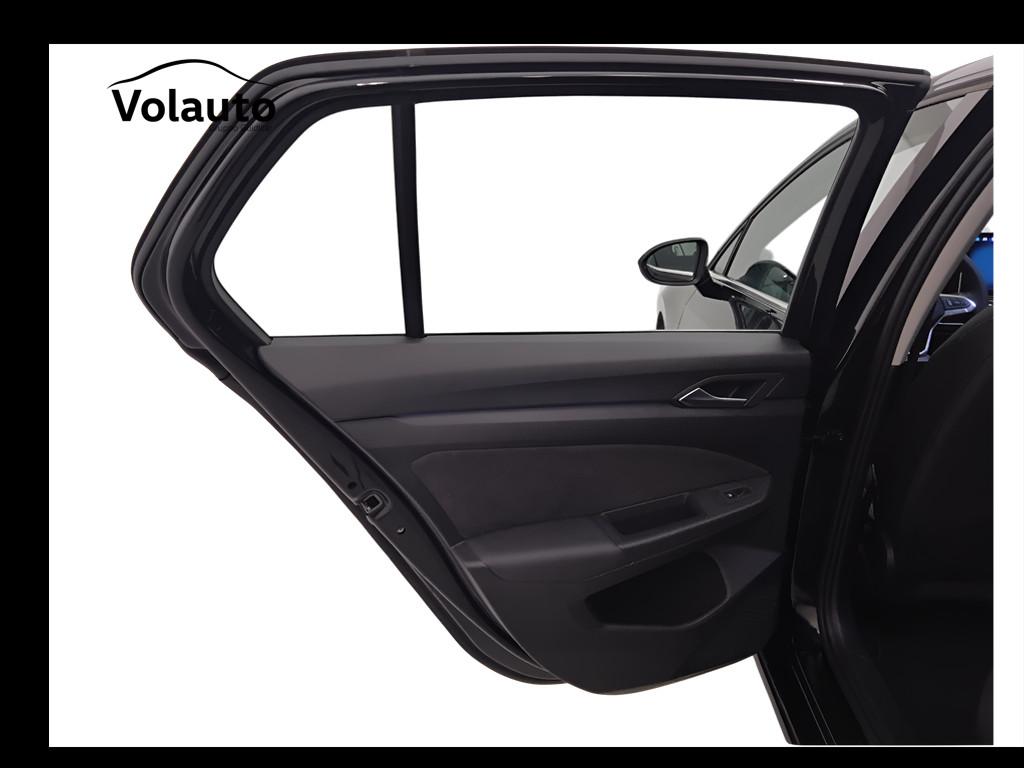 VOLKSWAGEN Golf VIII 2024 - Golf 2.0 tdi Style 150cv dsg