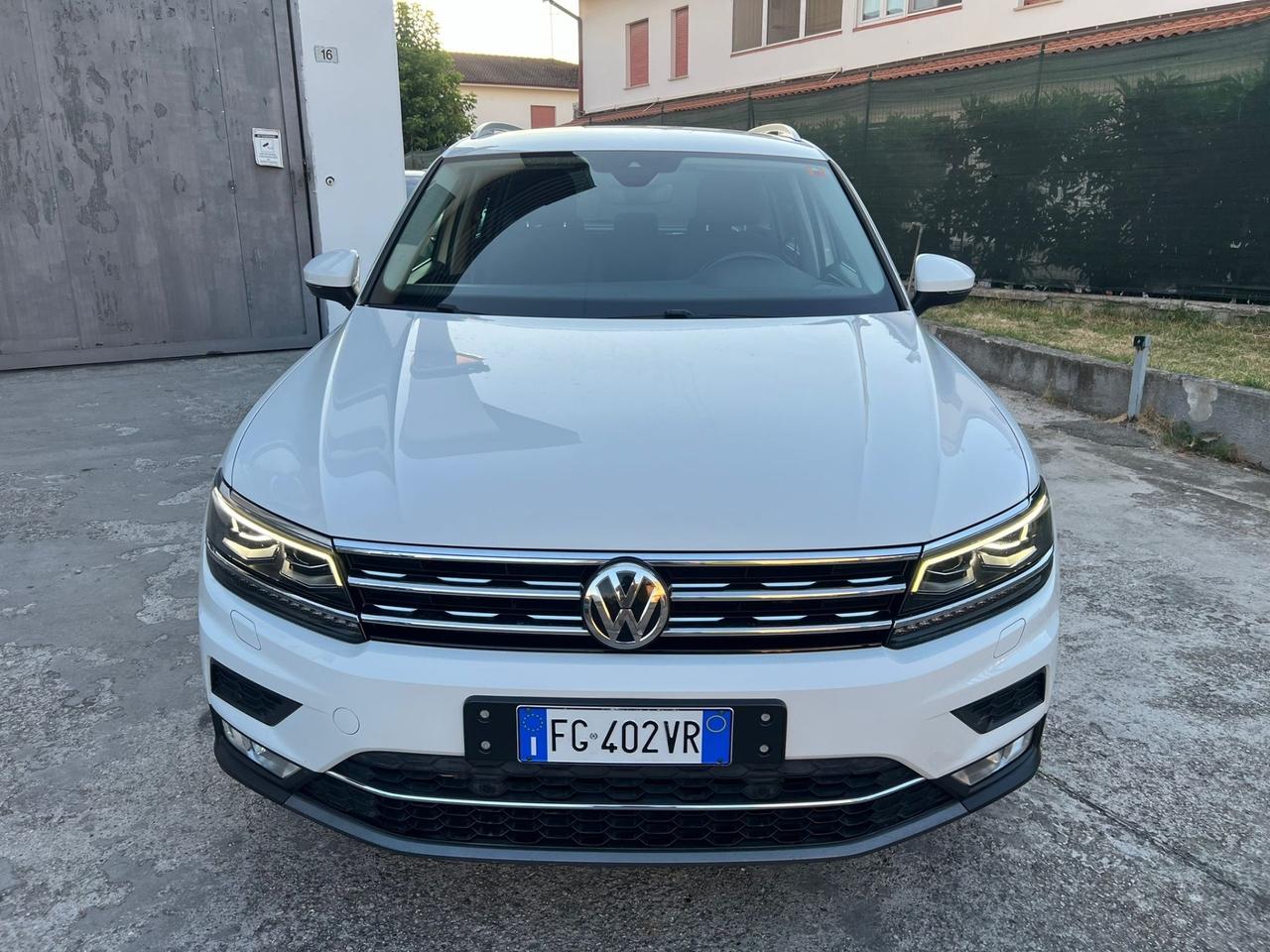 Volkswagen Tiguan 2.0 TDI DSG 4MOTION FULL OPT
