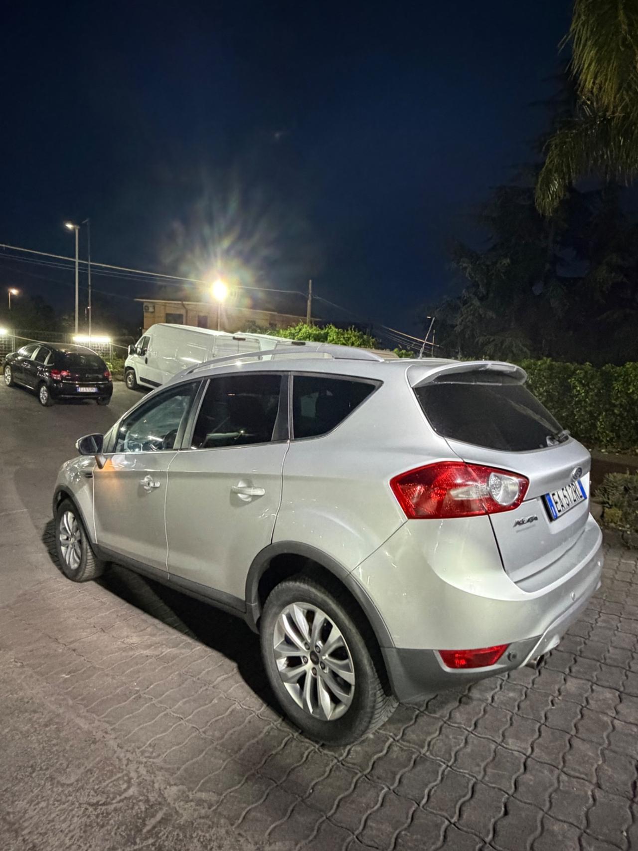 Ford Kuga 2.0 TDCi 136 CV 4WD Titanium DPF