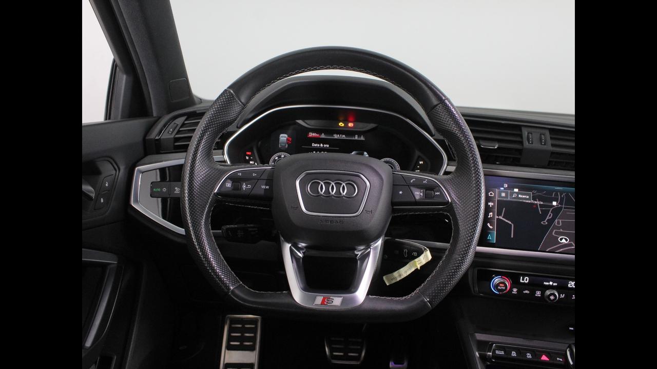 AUDI Q3 I 2019 Sportback - Q3 Sportback 35 2.0 tdi quattro s-tronic