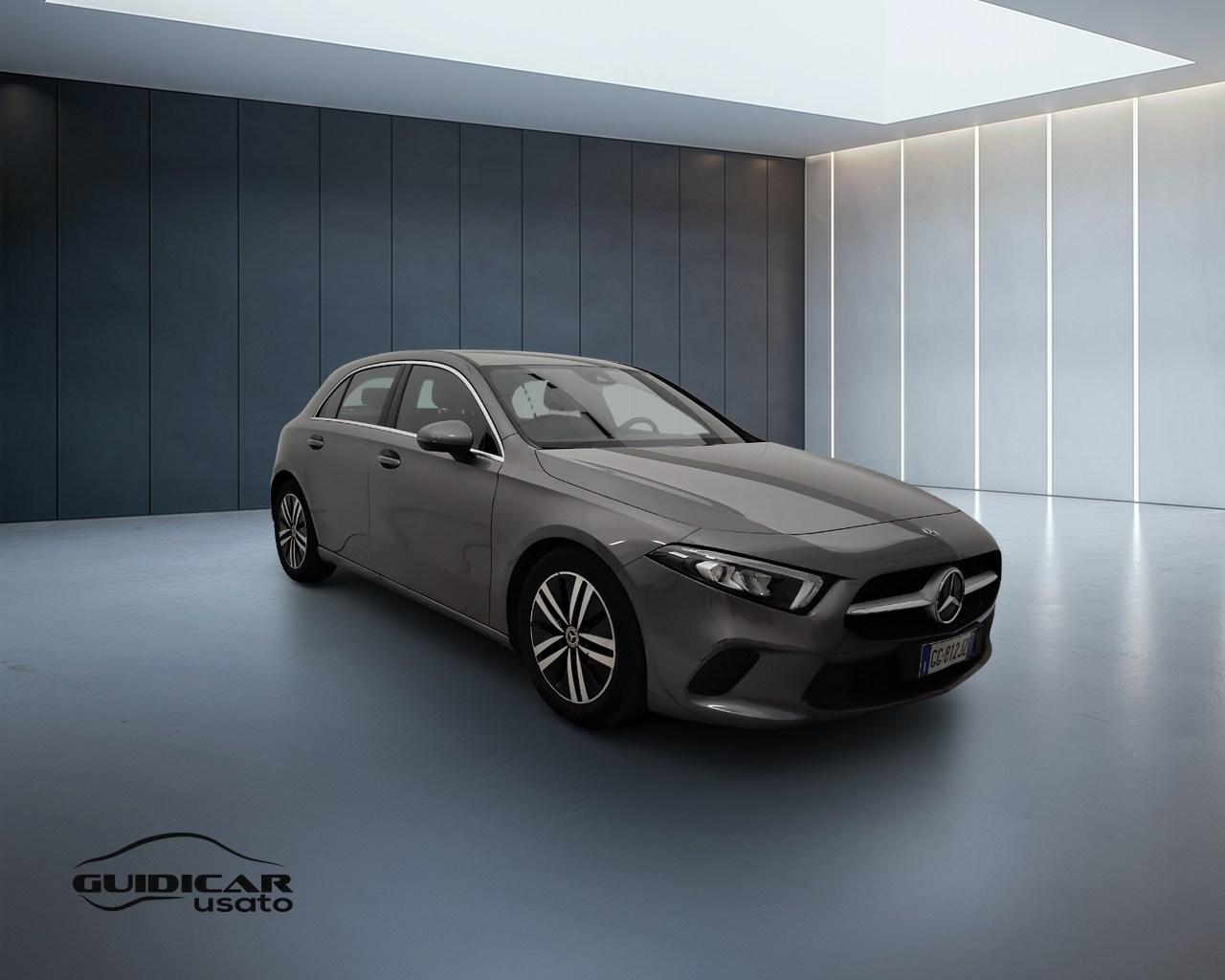 Mercedes-Benz Classe A - W177 2018 - A 180 d Sport auto