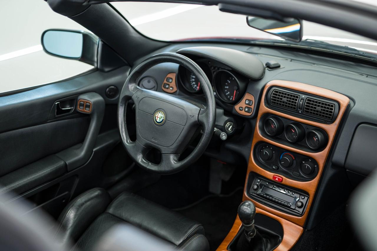 Alfa Romeo Spider 3.0 12v