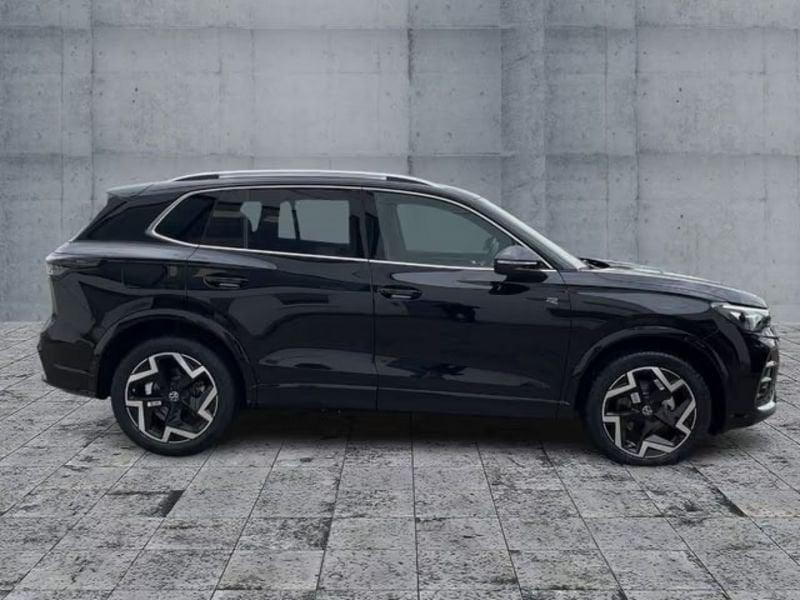 Volkswagen Tiguan Volkswagen Tiguan 1.5 eTSI R-Line Plus 150cv DSG MATRIX 19" CAMERA GARANZIA ESTESA GANCIO