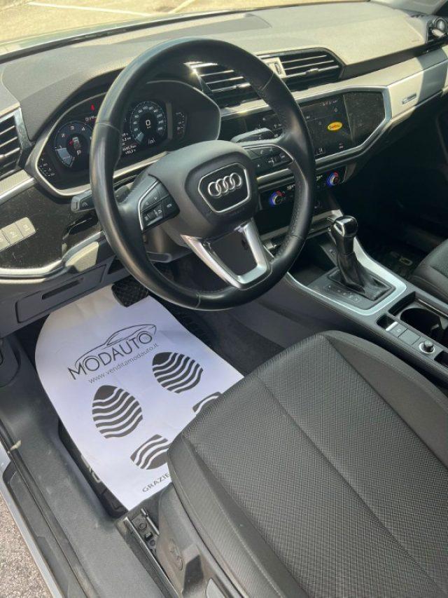 AUDI Q3 35 TDI S tronic Business Advanced